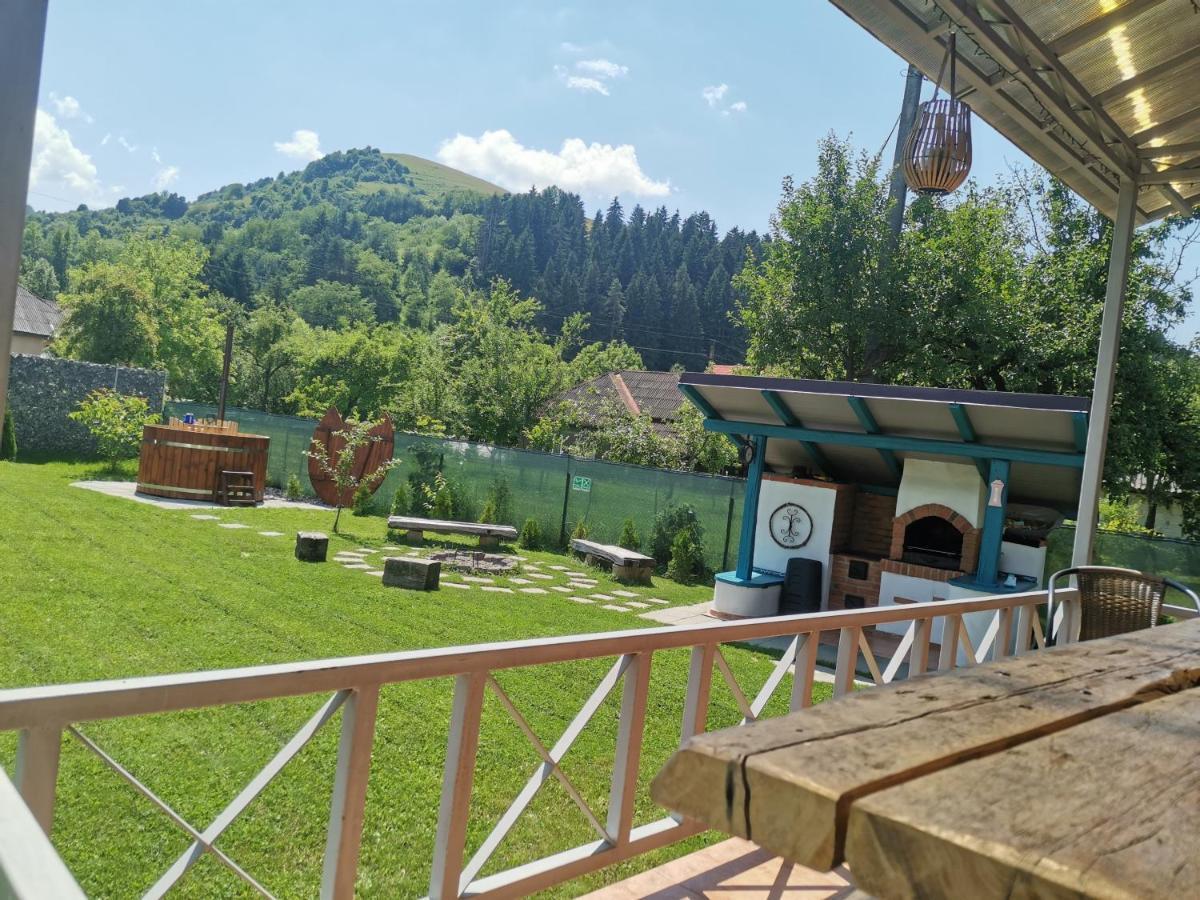 Chalet Bora Вишеу де Жос Екстериор снимка